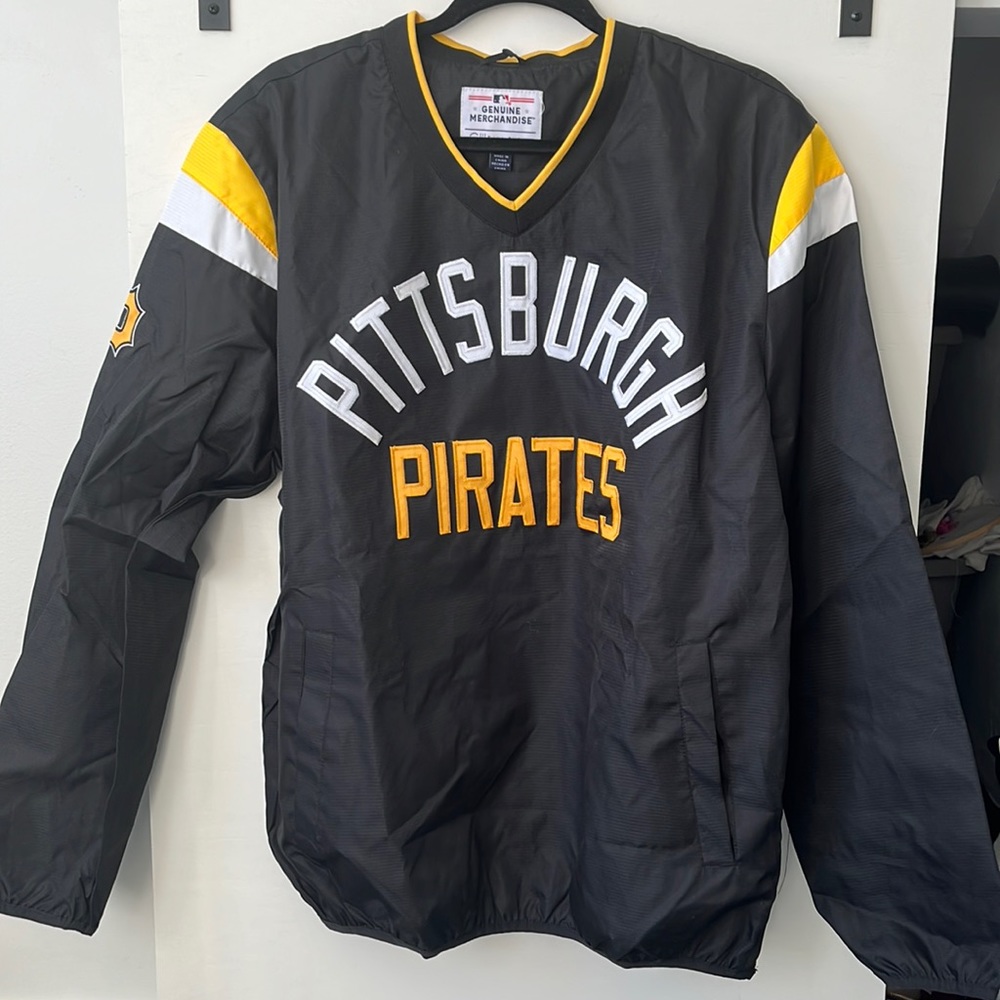 NWOT - baseball pullover